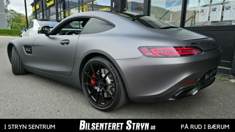 mercedes-benz-amg-gt-s-bensin-2016-big-6