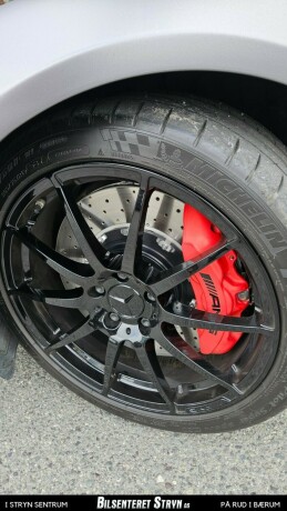 mercedes-benz-amg-gt-s-bensin-2016-big-25
