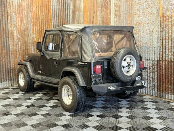 jeep-wrangler-bensin-1993-big-7