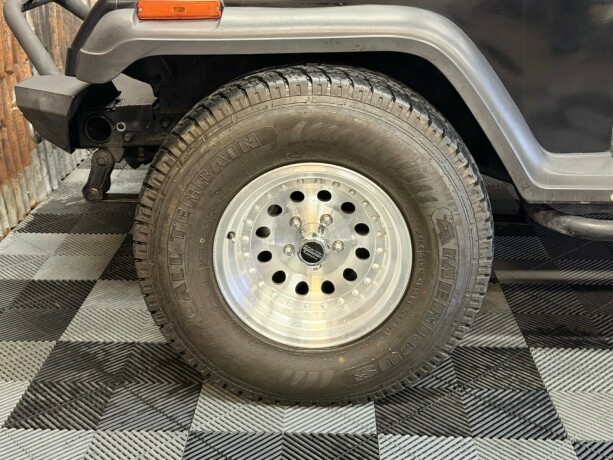 jeep-wrangler-bensin-1993-big-11