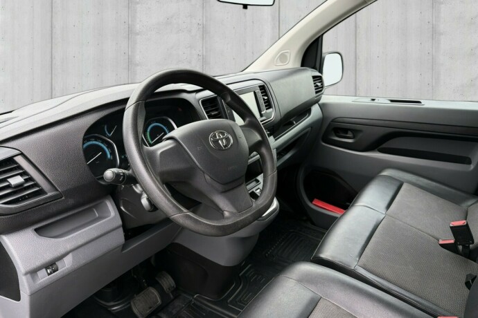 toyota-proace-elektrisitet-2021-big-8