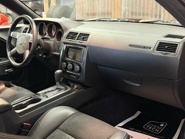 dodge-challenger-bensin-2008-big-26