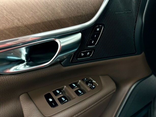 volvo-v90-plug-in-petrol-2019-big-16