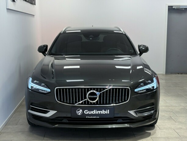 volvo-v90-plug-in-petrol-2019-big-1