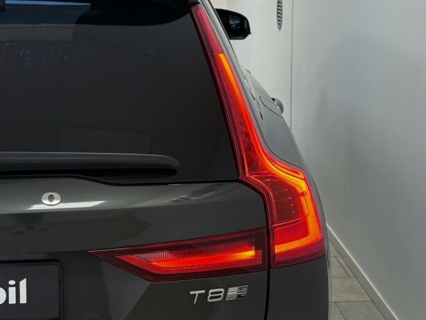 volvo-v90-plug-in-petrol-2019-big-6