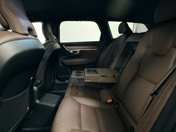 volvo-v90-plug-in-petrol-2019-big-22