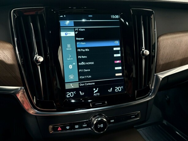 volvo-v90-plug-in-petrol-2019-big-18