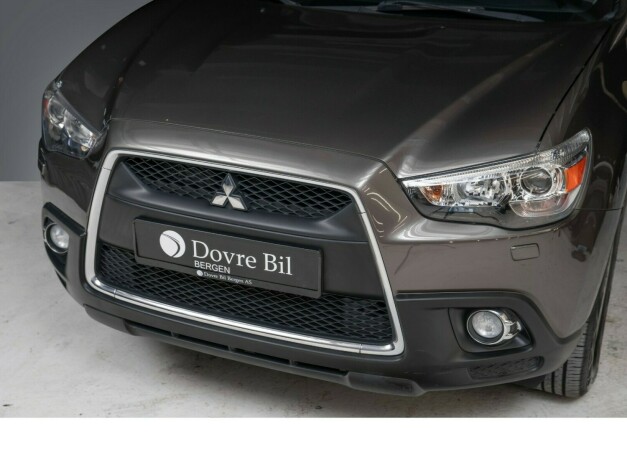 mitsubishi-asx-bensin-2012-big-2