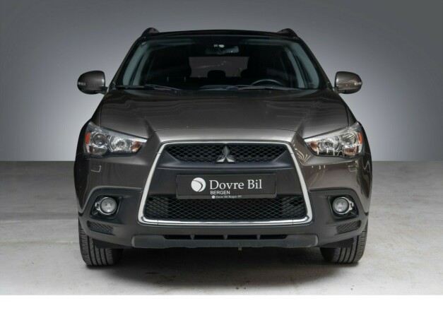 mitsubishi-asx-bensin-2012-big-3