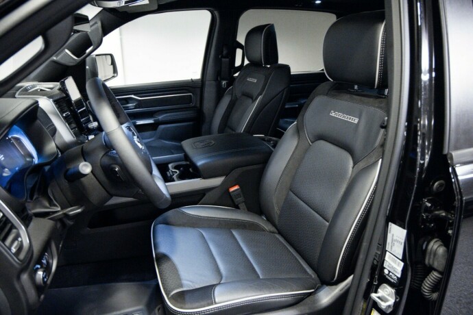 ram-1500-bensin-2026-big-4