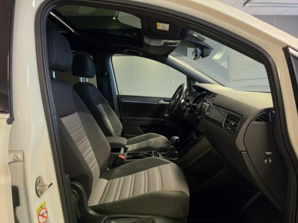 volkswagen-touran-bensin-2017-big-12