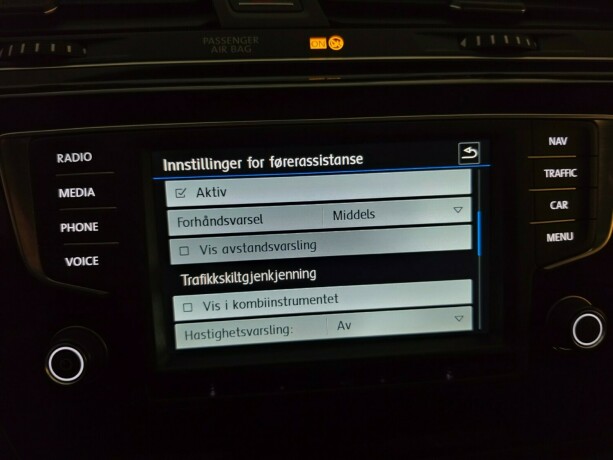 volkswagen-touran-bensin-2017-big-38