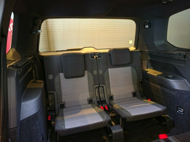 volkswagen-touran-bensin-2017-big-22