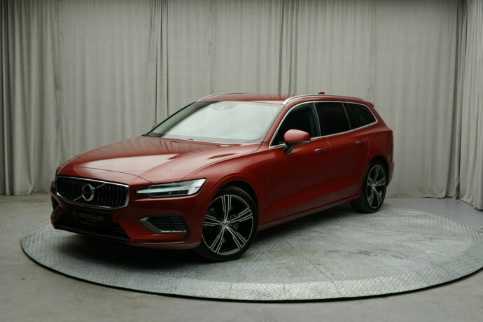 volvo-v60-elektrisitetbensin-2021-big-0
