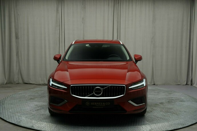 volvo-v60-elektrisitetbensin-2021-big-1