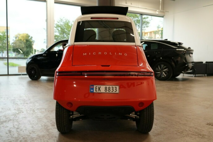 microlino-long-range-premium-amp-cool-90kmt-elektrisitet-2026-big-4