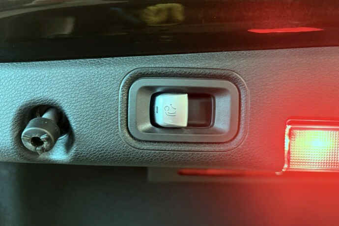mercedes-benz-e350-e-elektrisitetbensin-2017-big-29