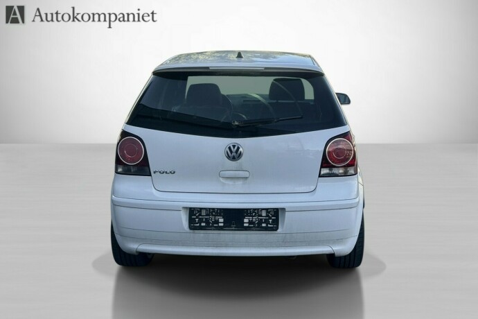 volkswagen-polo-bensin-2009-big-2