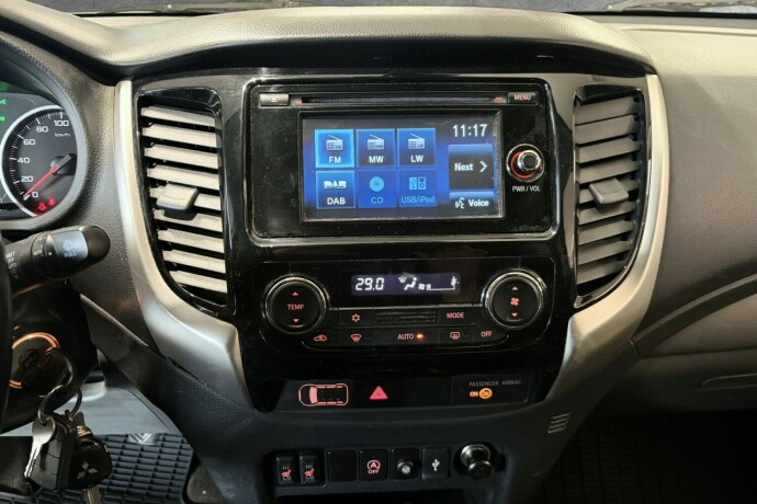 mitsubishi-l200-diesel-2016-big-18