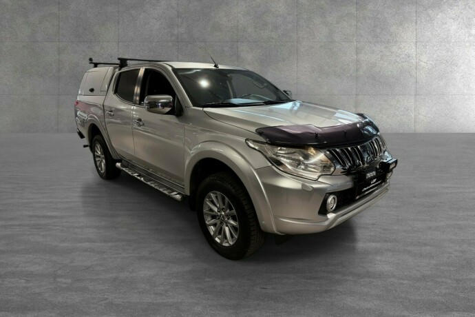mitsubishi-l200-diesel-2016-big-9