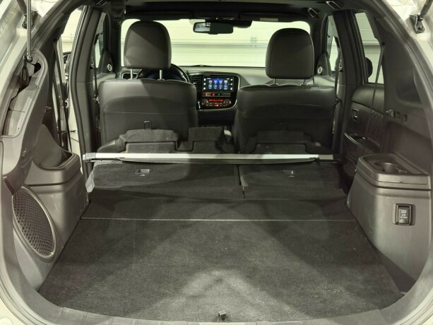 mitsubishi-outlander-elektrisitetbensin-2019-big-14