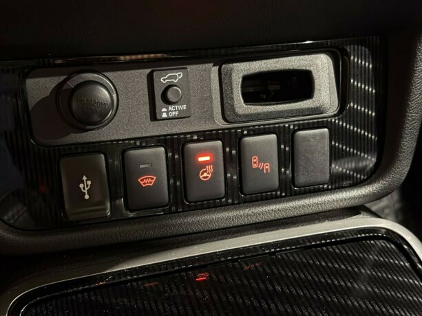 mitsubishi-outlander-elektrisitetbensin-2019-big-24
