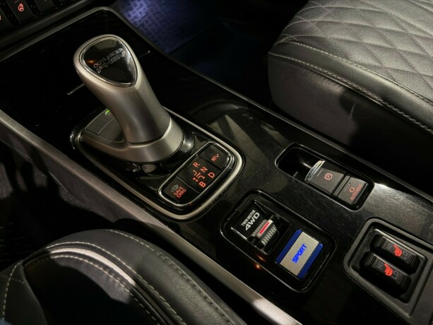 mitsubishi-outlander-elektrisitetbensin-2019-big-25