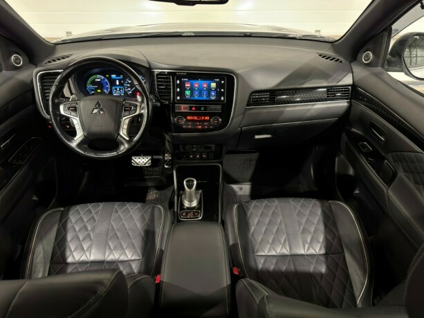 mitsubishi-outlander-elektrisitetbensin-2019-big-15