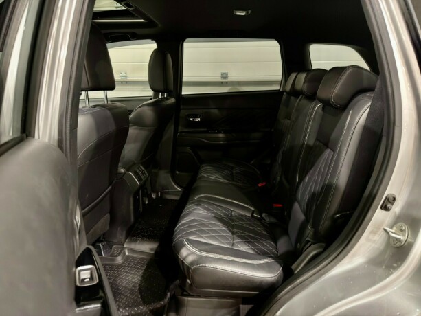 mitsubishi-outlander-elektrisitetbensin-2019-big-12