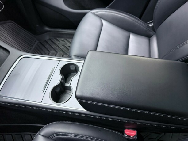 tesla-model-y-elektrisitet-2023-big-12