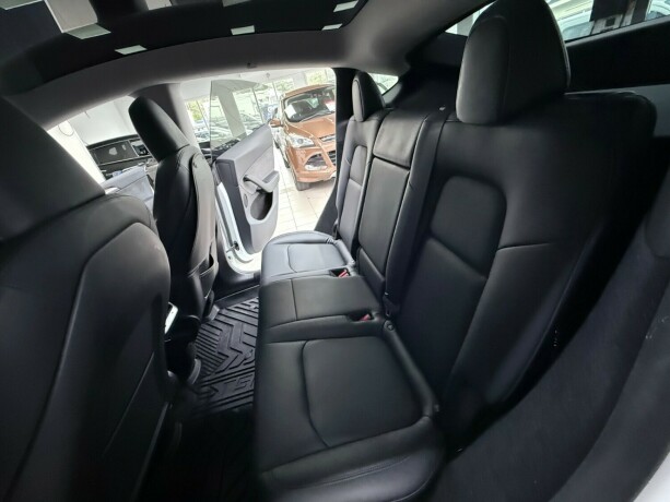 tesla-model-y-elektrisitet-2023-big-25