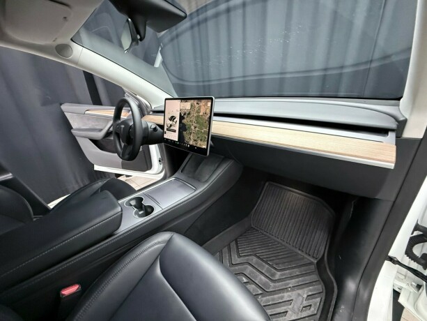 tesla-model-y-elektrisitet-2023-big-21