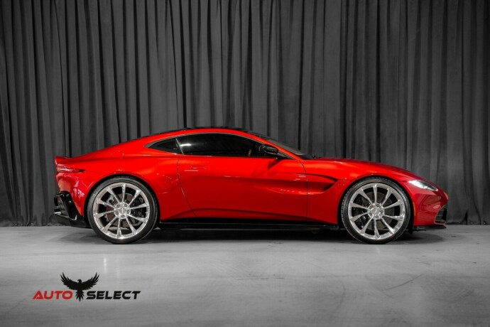 aston-martin-v8-vantage-bensin-2019-big-79