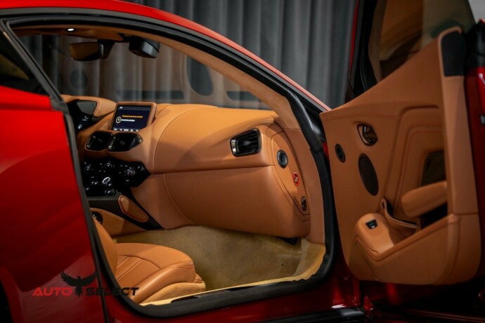 aston-martin-v8-vantage-bensin-2019-big-80