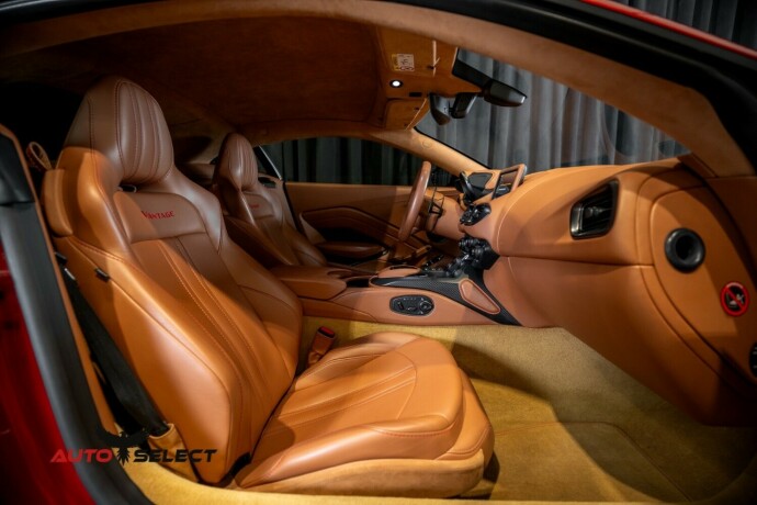 aston-martin-v8-vantage-bensin-2019-big-84