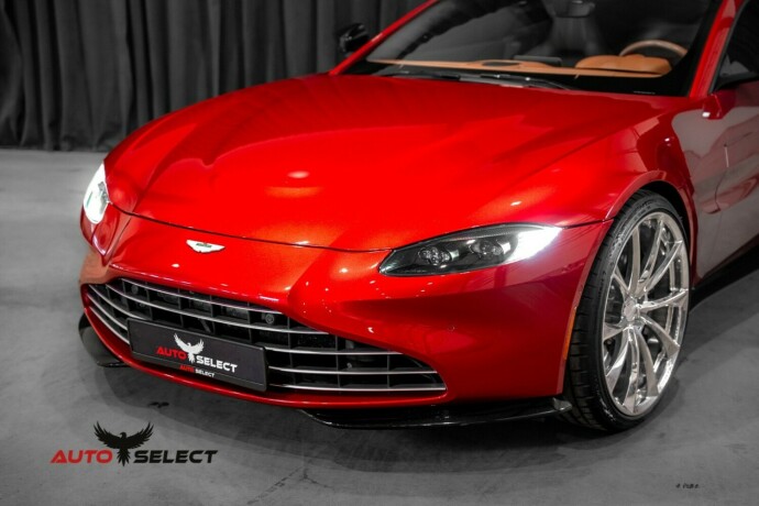 aston-martin-v8-vantage-bensin-2019-big-16