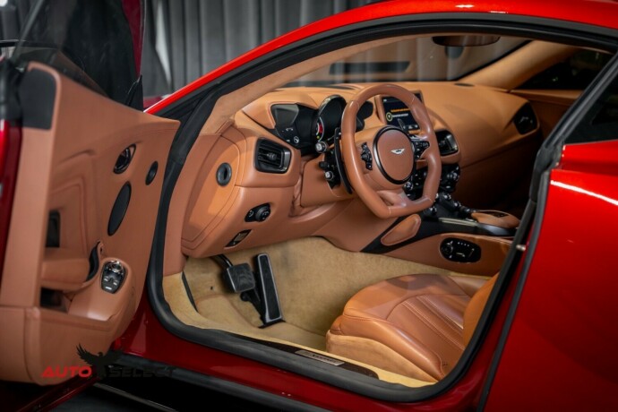 aston-martin-v8-vantage-bensin-2019-big-32