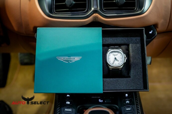 aston-martin-v8-vantage-bensin-2019-big-73