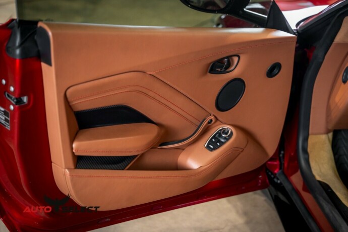 aston-martin-v8-vantage-bensin-2019-big-33