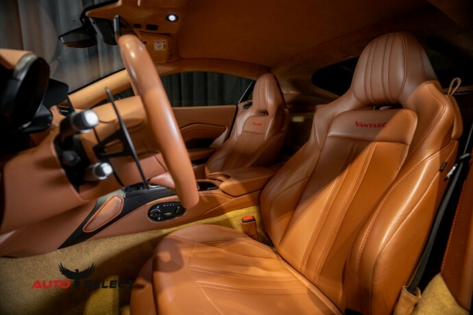 aston-martin-v8-vantage-bensin-2019-big-37