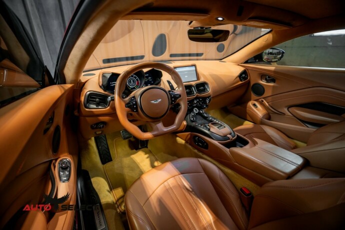 aston-martin-v8-vantage-bensin-2019-big-42