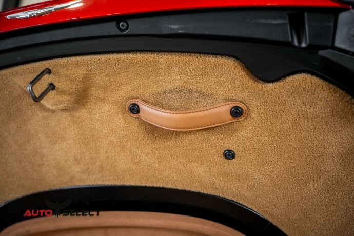 aston-martin-v8-vantage-bensin-2019-big-26
