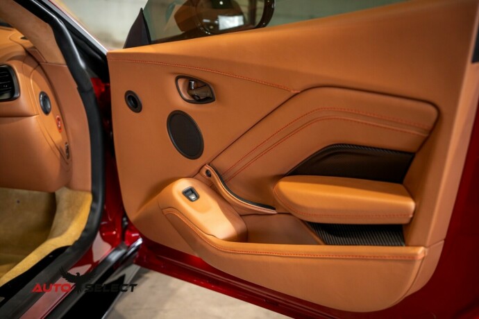 aston-martin-v8-vantage-bensin-2019-big-81