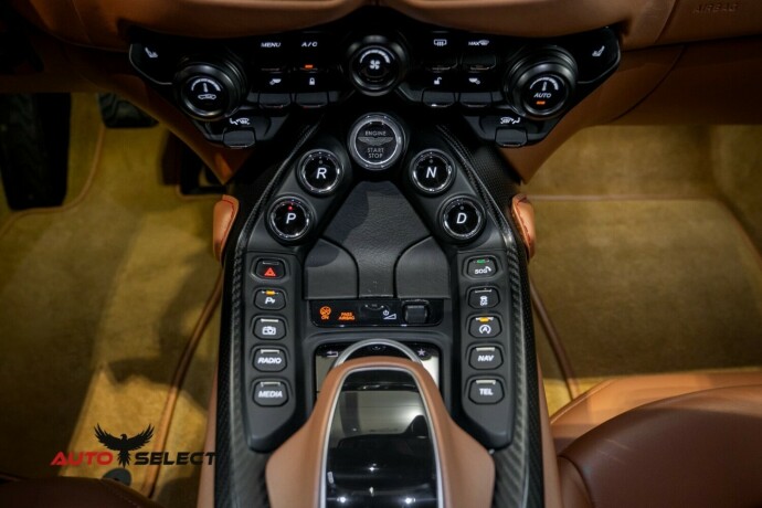 aston-martin-v8-vantage-bensin-2019-big-69