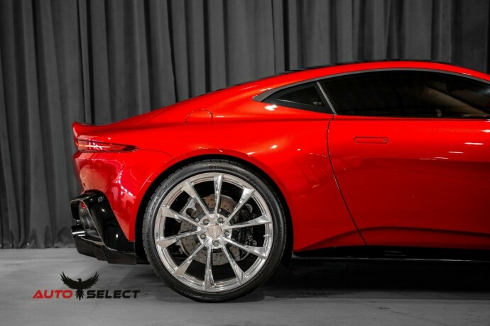 aston-martin-v8-vantage-bensin-2019-big-77
