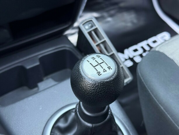 suzuki-sx4-bensin-2009-big-16