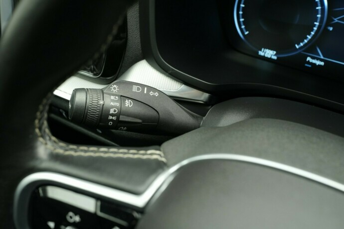 volvo-v60-elektrisitetbensin-2020-big-25