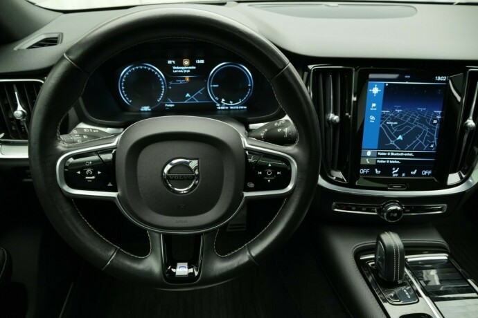 volvo-v60-elektrisitetbensin-2020-big-22