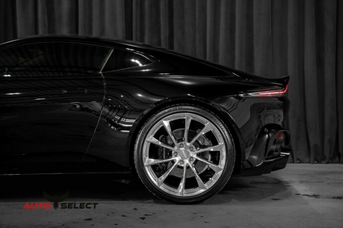 aston-martin-v8-vantage-bensin-2023-big-20