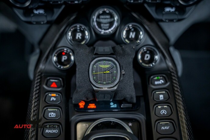 aston-martin-v8-vantage-bensin-2023-big-84